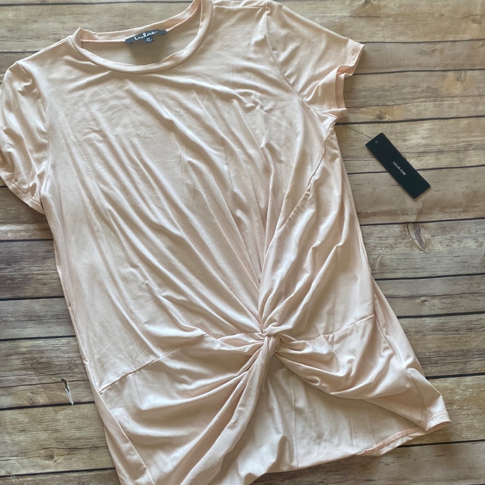 Lulu's Blush Pink Twist-Front Short Sleeve Top
